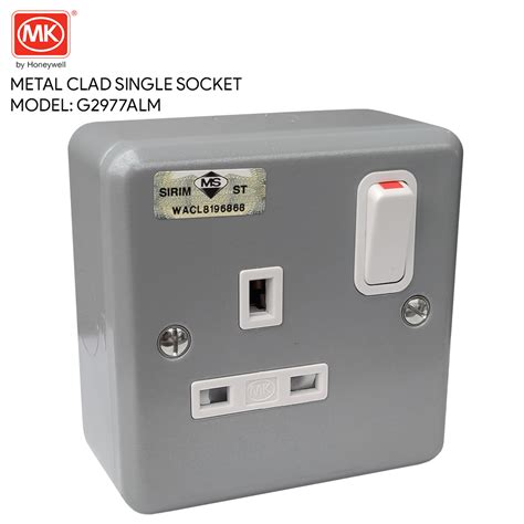 mk single socket metal clad